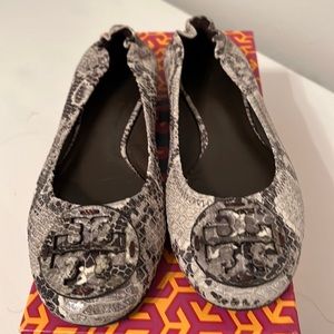Tori Burch Reva snakeskin flats